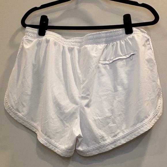 Champion White Running Shorts with Logo - Picture 9 of 9